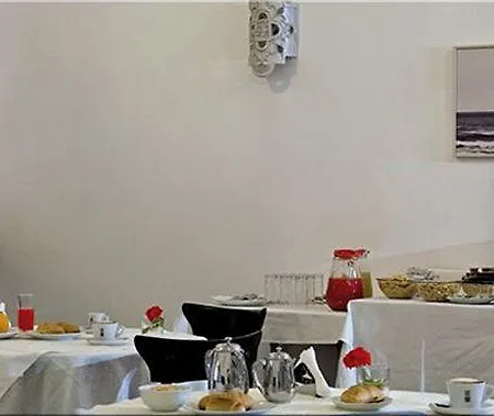 O'scià Hotel 3*