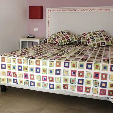 Hotel O'scia 3*