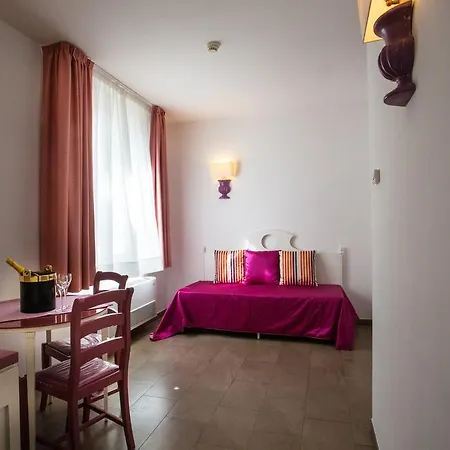 O'scià Hotel LMP